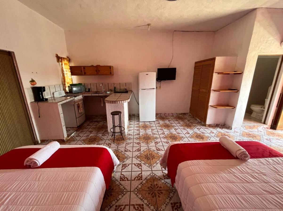 Hotel Y Bungalows Bugambilias San Patricio Melaque Exteriör bild