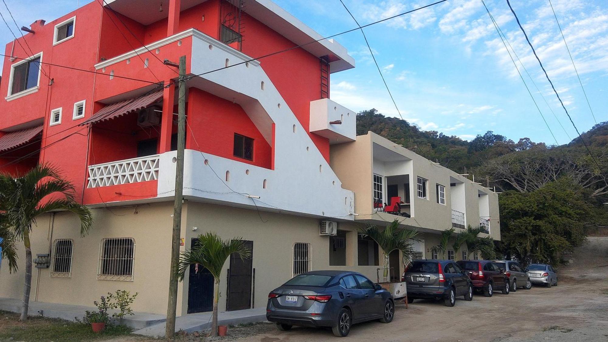 Hotel Y Bungalows Bugambilias San Patricio Melaque Exteriör bild